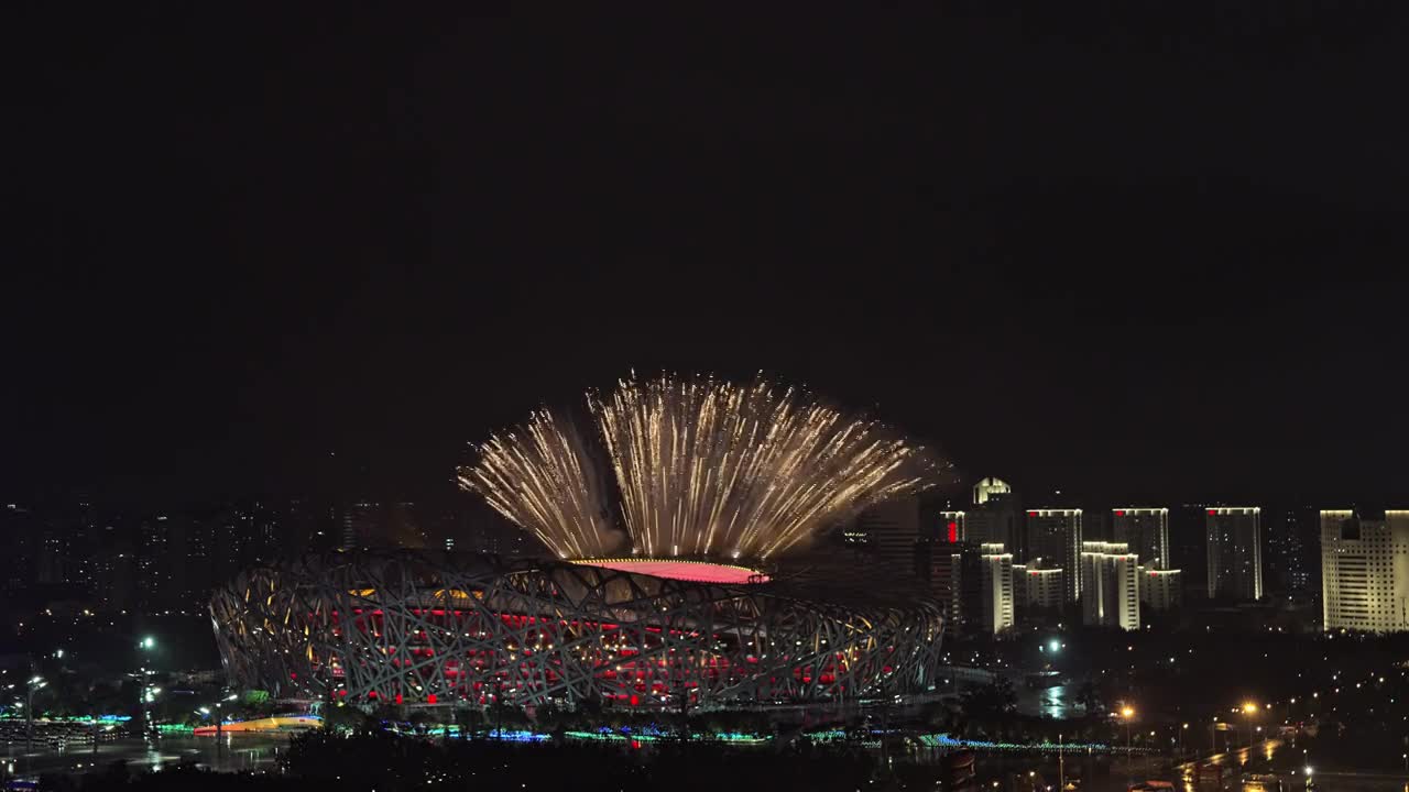 庆祝中国共产党成立建党100周年首都鸟巢烟花秀视频素材