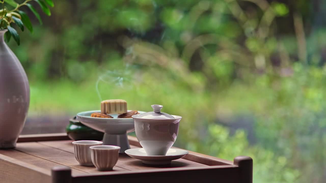 雨天茶具花瓶摆件月饼空镜头（合集）视频素材