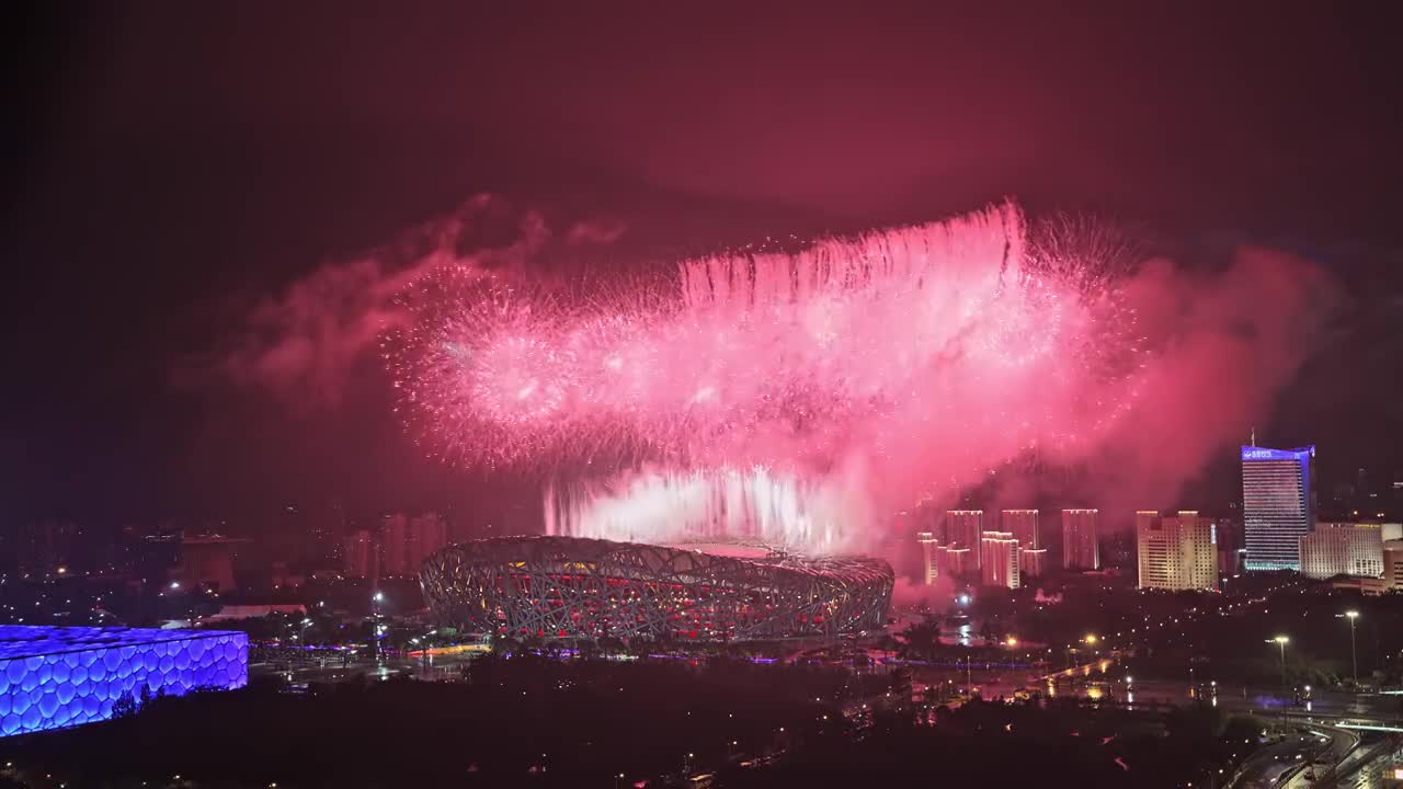 庆祝中国共产党成立建党100周年首都鸟巢烟花秀视频素材