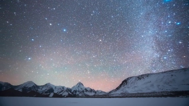 4K60P延时摄影 冰面雪山夜晚满天星星空移动视频视频素材