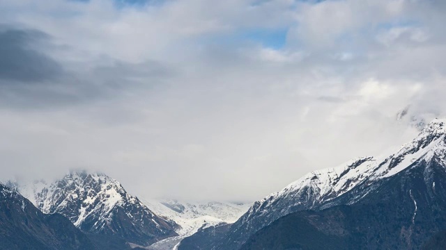 西藏林芝午后的南迦巴瓦雪山视频素材