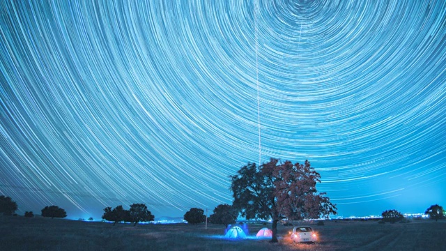 代钦塔拉苏木五角枫景区夜景星轨视频素材