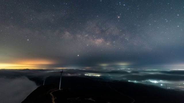 风车山云海星空视频素材