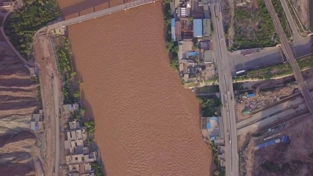 兰州市黄河上的水电站视频素材