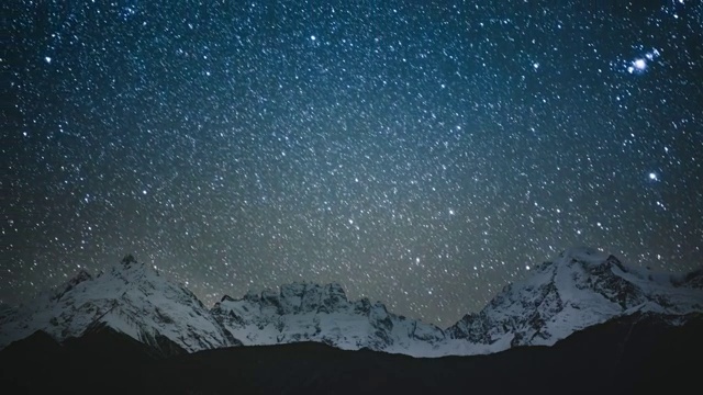 梅里雪山星空延时视频下载