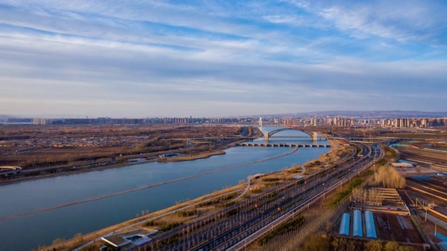 太原市晋阳桥白天多云延时视频素材