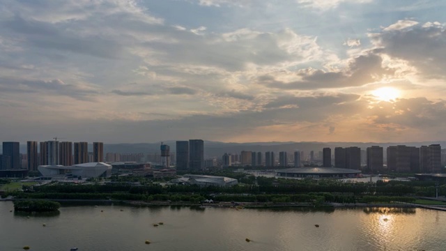 太原市长风商务区日落夜景延时视频素材