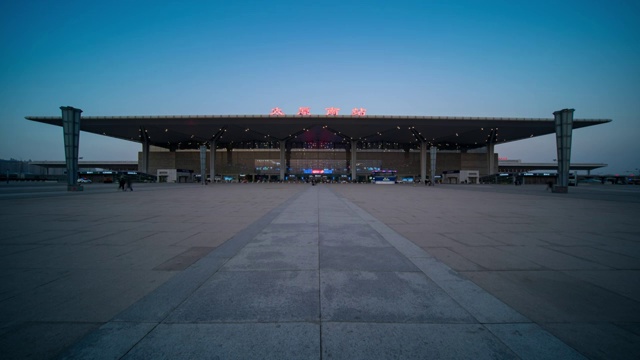 太原市太原南站日落夜景延时视频素材