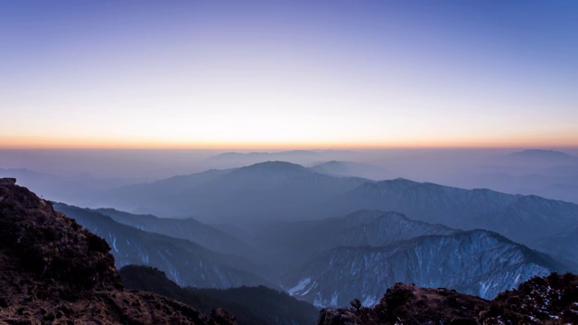 牛背山日出中景视频素材