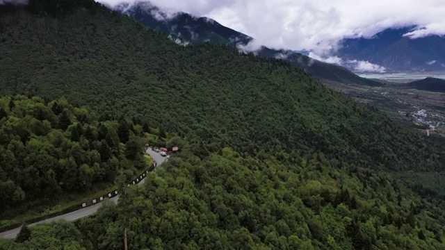 丙察察 大流沙 林芝 山路 西藏 自驾 旅行 旅游视频素材