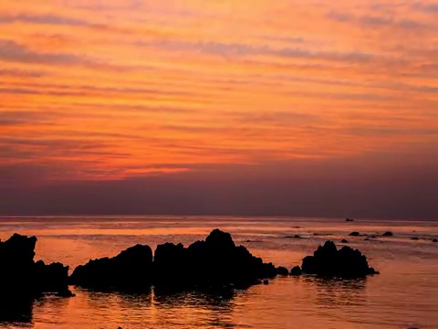 日出海景/济州岛西浦西，韩国视频素材