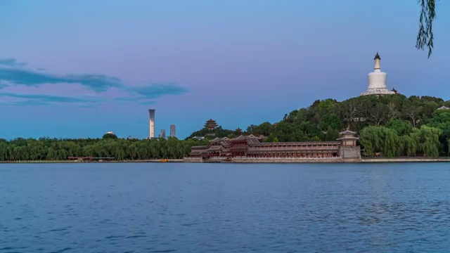 北京北海公园夜景视频素材