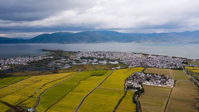 云南大理洱海喜洲的高空视角航拍延时视频素材