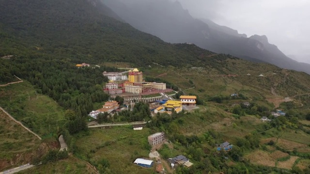 中国四川凉山木里县木里大寺 西昌视频素材