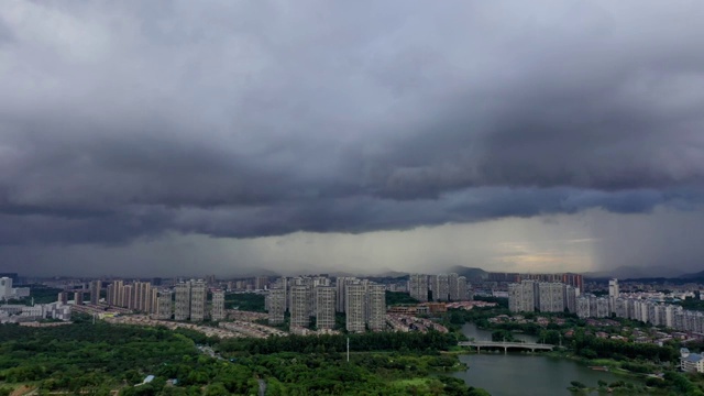 航拍广东省东莞松山湖科技产业园区松山湖风景区视频素材