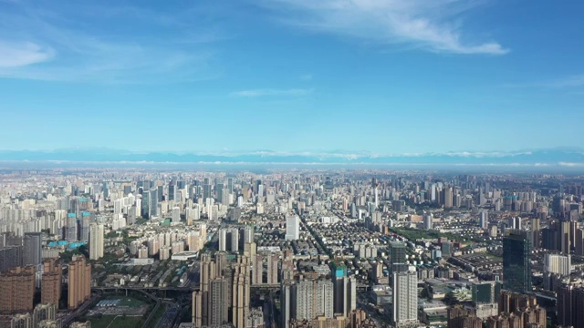 成都高空航拍雪山视频下载