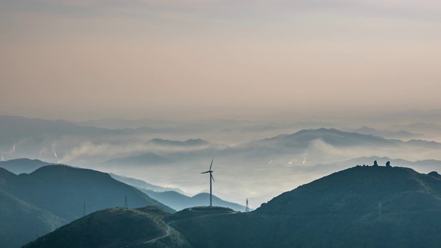 双石山晨雾视频素材