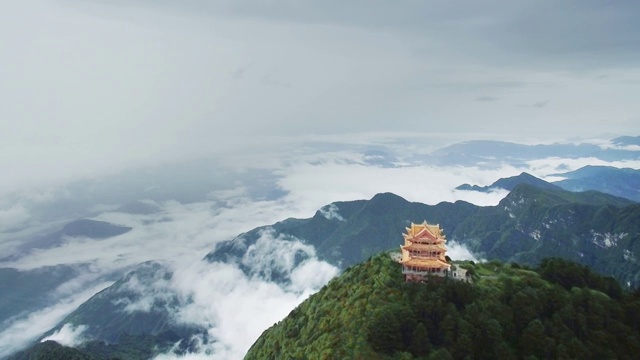 峨眉山万佛顶航拍视频素材