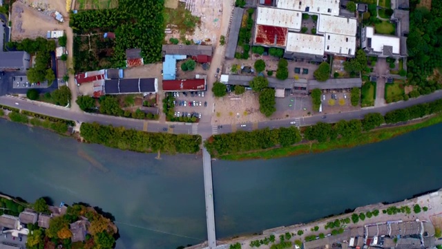 航拍中国浙江省宁波市奉化区溪口古镇风景区与剡江视频素材