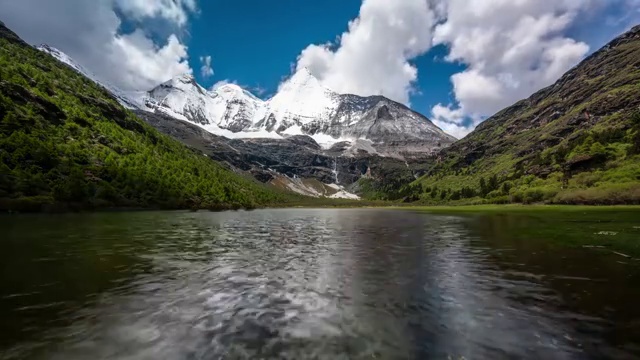 央迈勇雪山延时视频素材