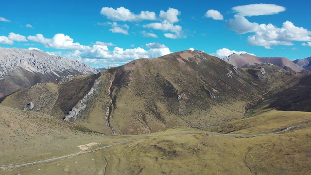 西藏昌都业拉山自然风光视频素材