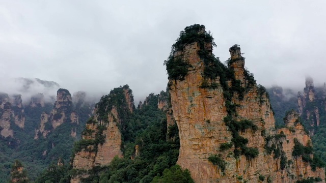 航拍张家界武陵源天子山景区十里画廊视频素材