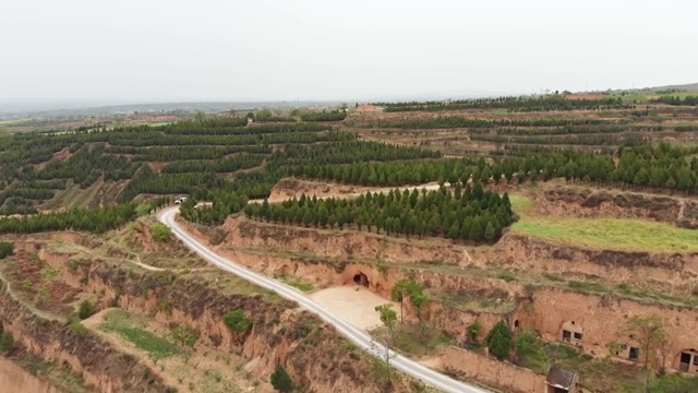 西安唐建陵附近黄土高原视频素材