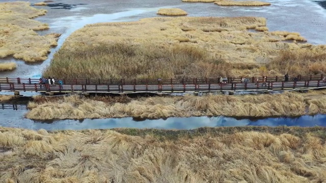 四川凉山州泸沽湖景区走婚桥视频素材