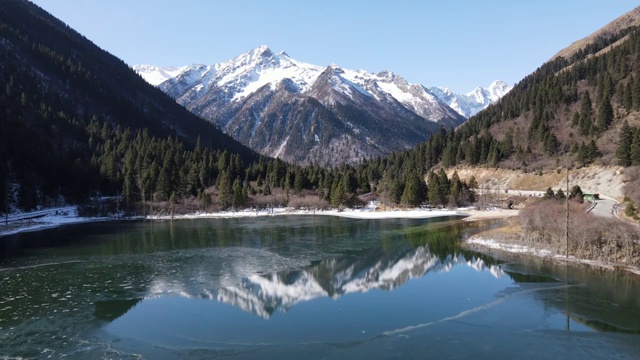 达古冰川雪山风光航拍视频素材