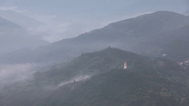 大理风光延时摄影 巍山巍宝山风光延时摄影云雾朝霞视频素材