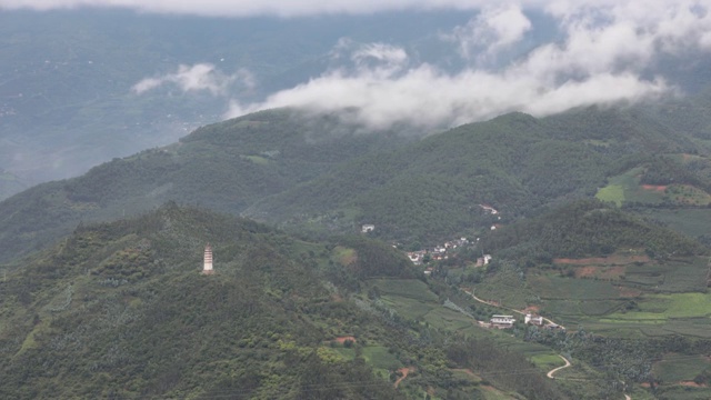 大理风光延时摄影 巍山巍宝山风光延时摄影云雾朝霞视频素材