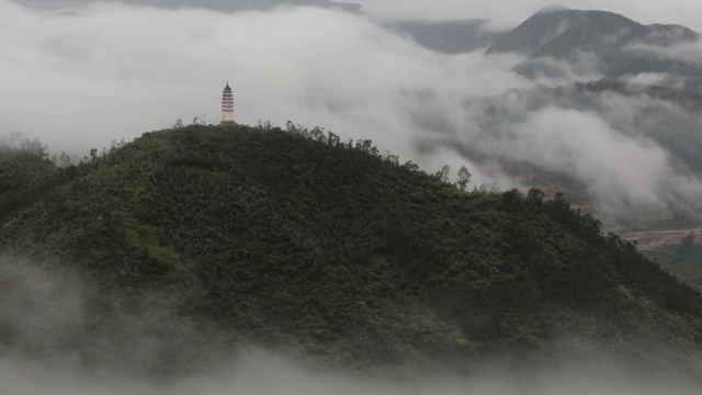 大理风光延时摄影 巍山巍宝山风光延时摄影云雾朝霞视频素材