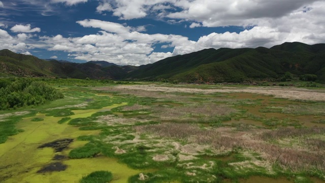 四川凉山州盐源县泸沽湖草海自然风光视频素材