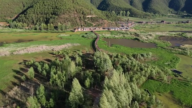 四川凉山州盐源县泸沽湖草海自然风光视频素材