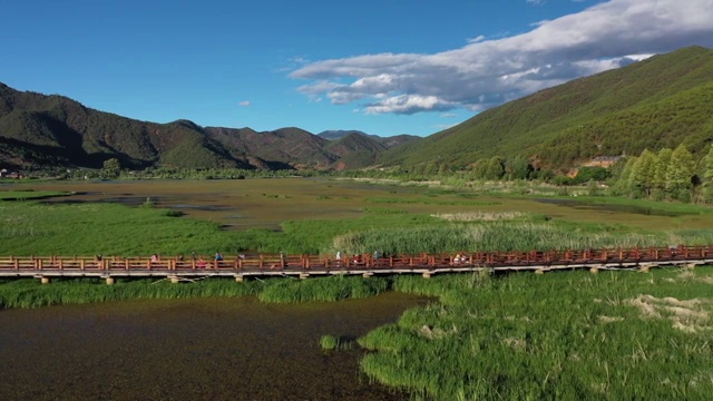 四川凉山州盐源县泸沽湖草海自然风光视频素材