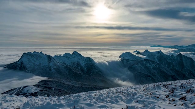 秦岭雪山日落延时视频素材