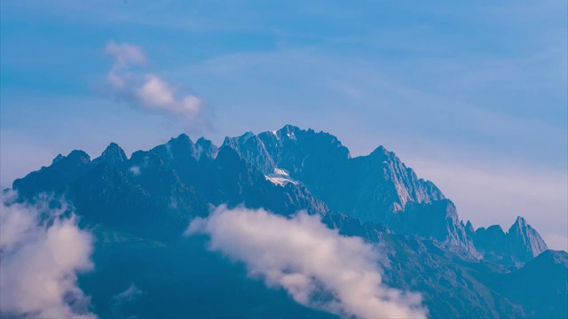 玉龙雪山风云特写视频素材