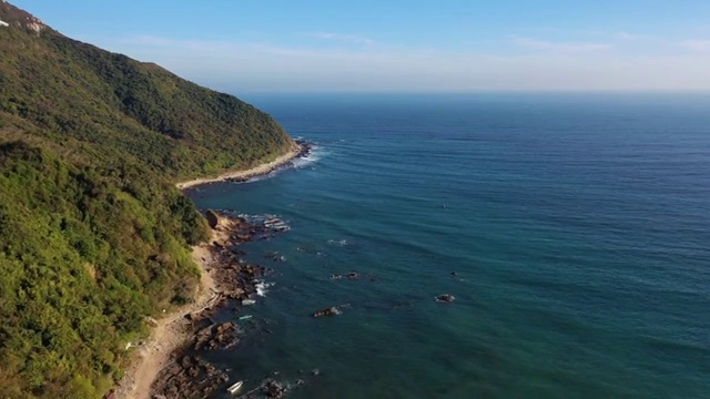 广东省深圳市大鹏新区南澳西涌海滨浴场与深圳天文台航拍视频素材