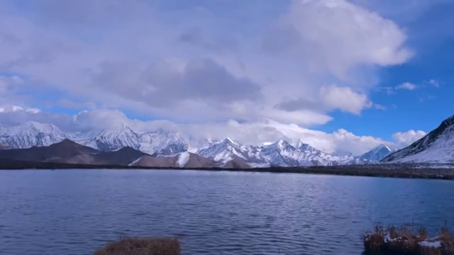 风起云涌下的蜀山之王贡嘎雪山视频下载