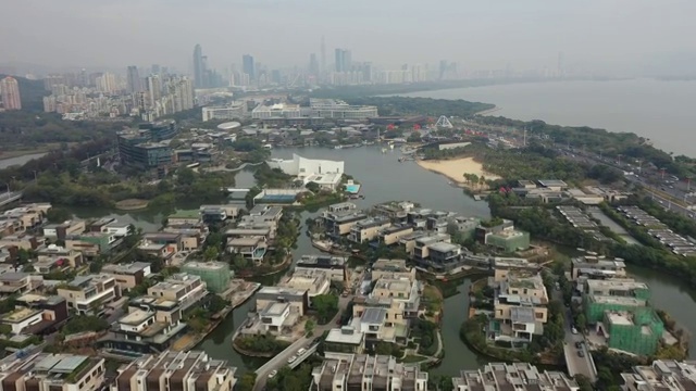 广东省深圳市南山区深圳湾公园欢乐海岸香港大学深圳医院航拍视频素材