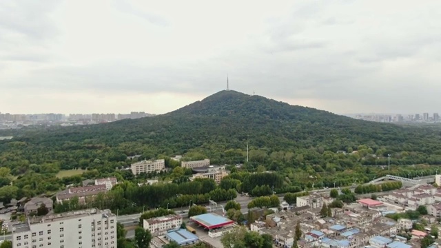 航拍合肥市大蜀山视频素材