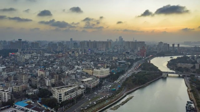 黄昏的海口长堤路延迟视频素材