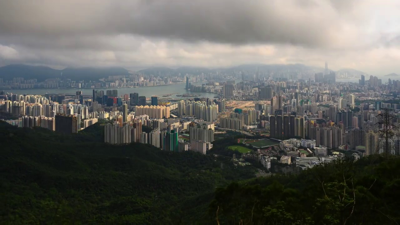 香港地标建筑维多利亚港城市摩天大楼视频素材