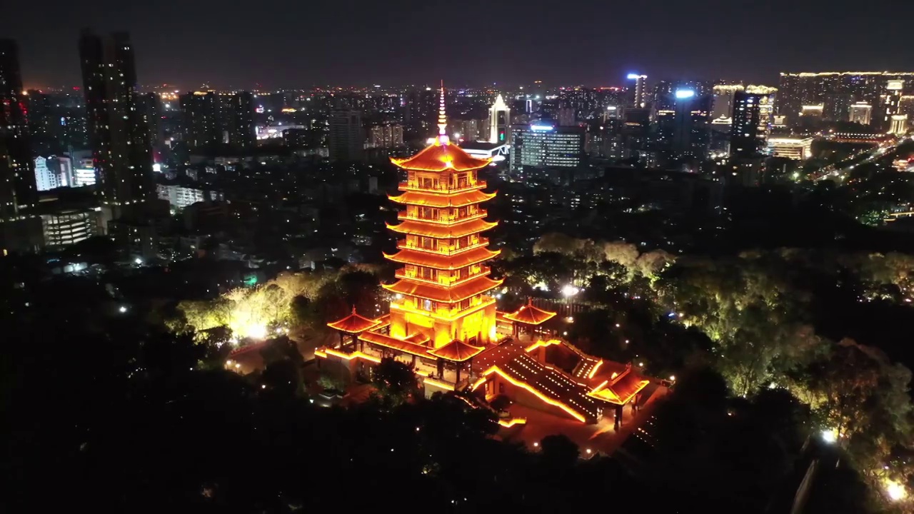 佛山市南海区千灯湖礌岗公园的魁星阁夜景视频素材