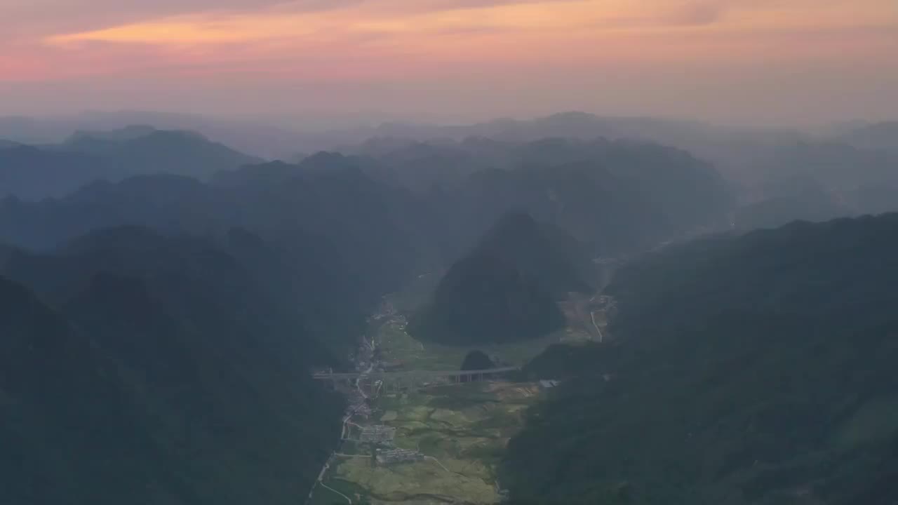 广西河池东兰红水河第一湾风光视频素材