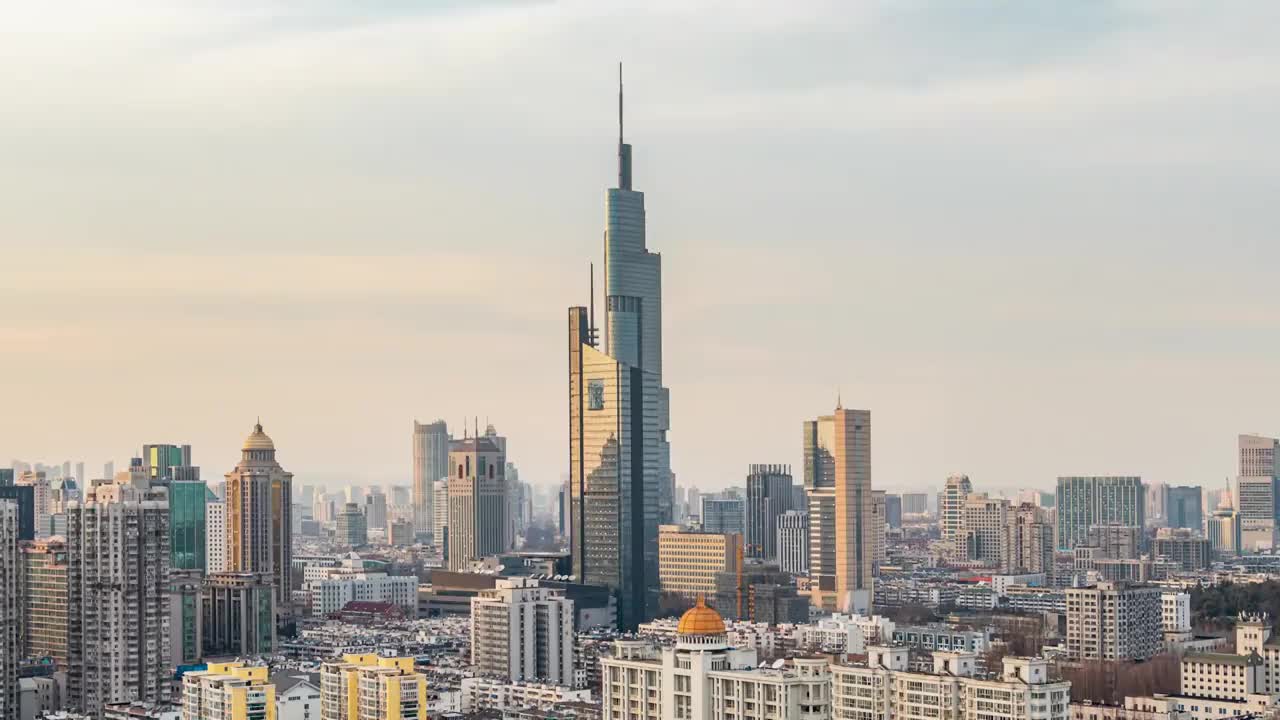 中国南京紫峰大厦城市天际线延时视频素材