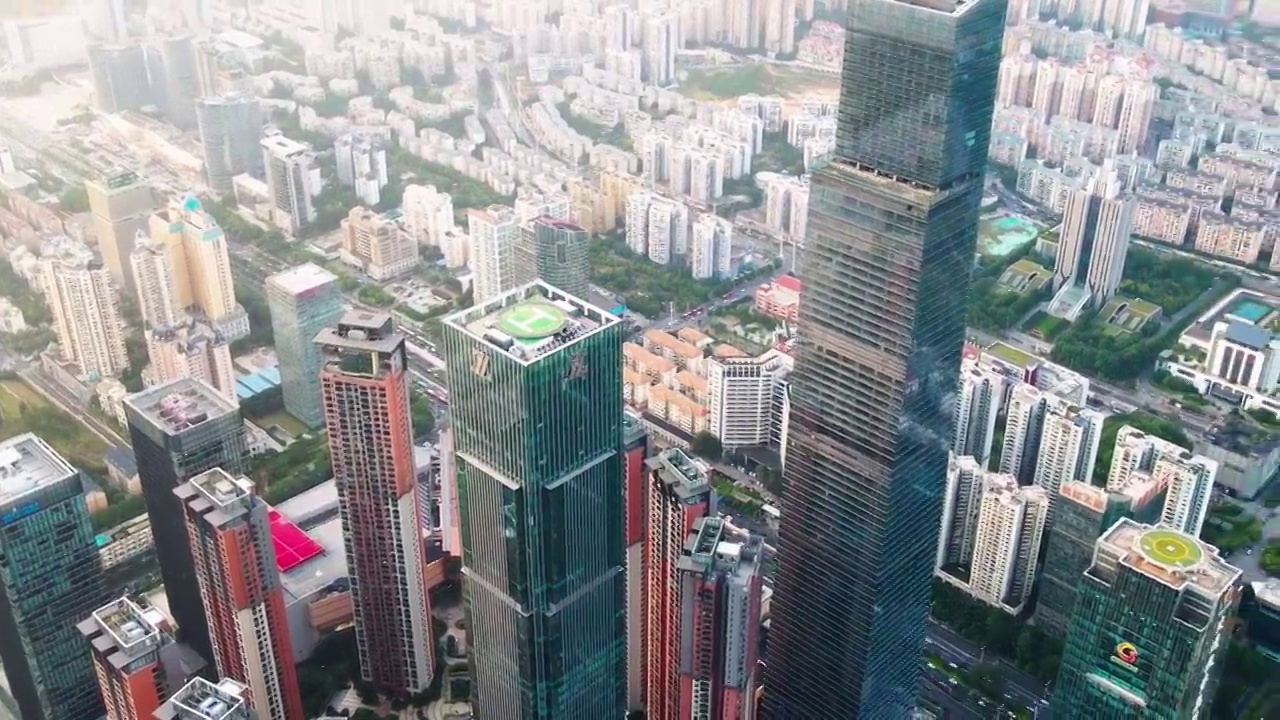 南宁东盟商务区高空鸟瞰城市建设（市中心）视频下载