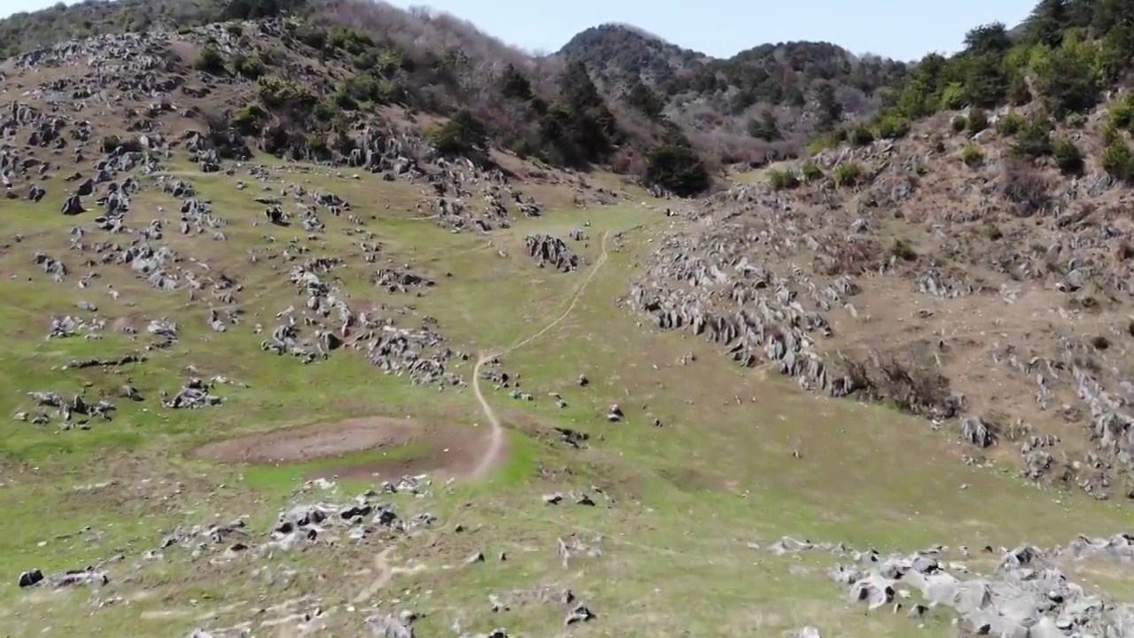 陕西镇安北阳山喀斯特地貌航拍视频素材