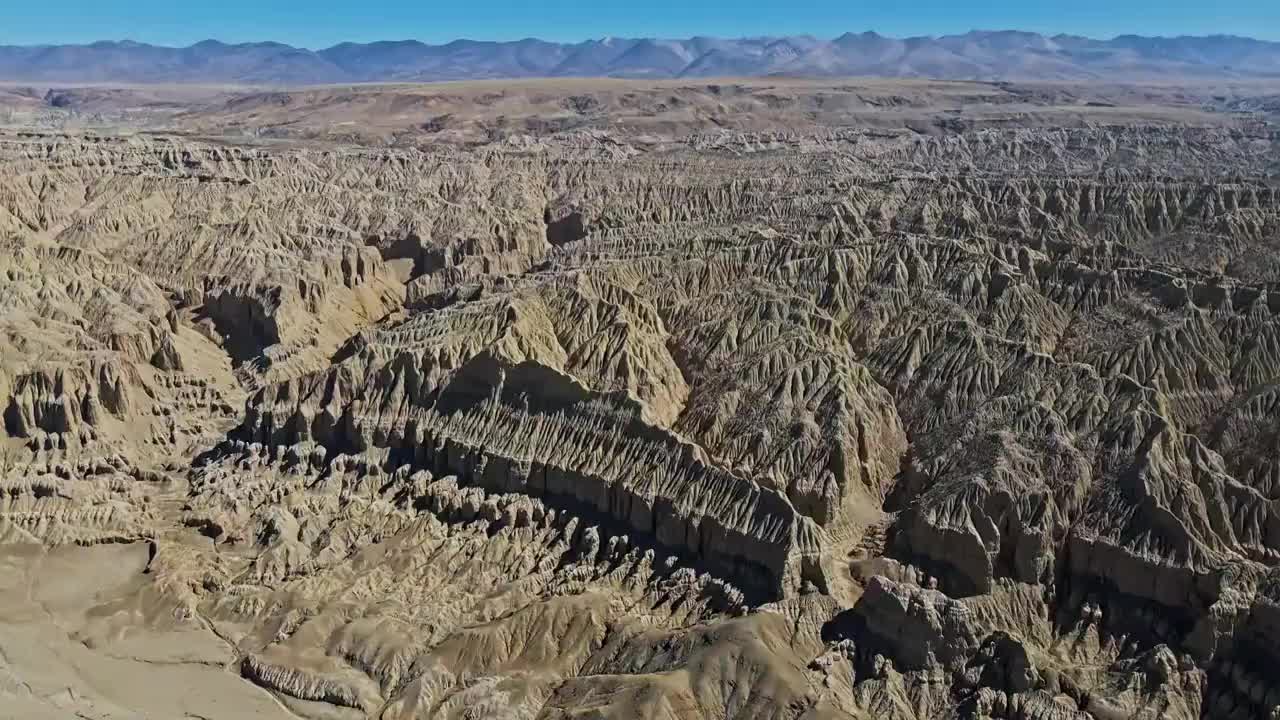 西藏风光阿里扎达土林视频素材