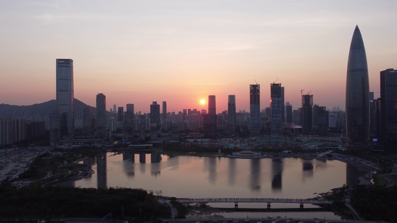 深圳后海人才公园航拍/从近到远视频素材